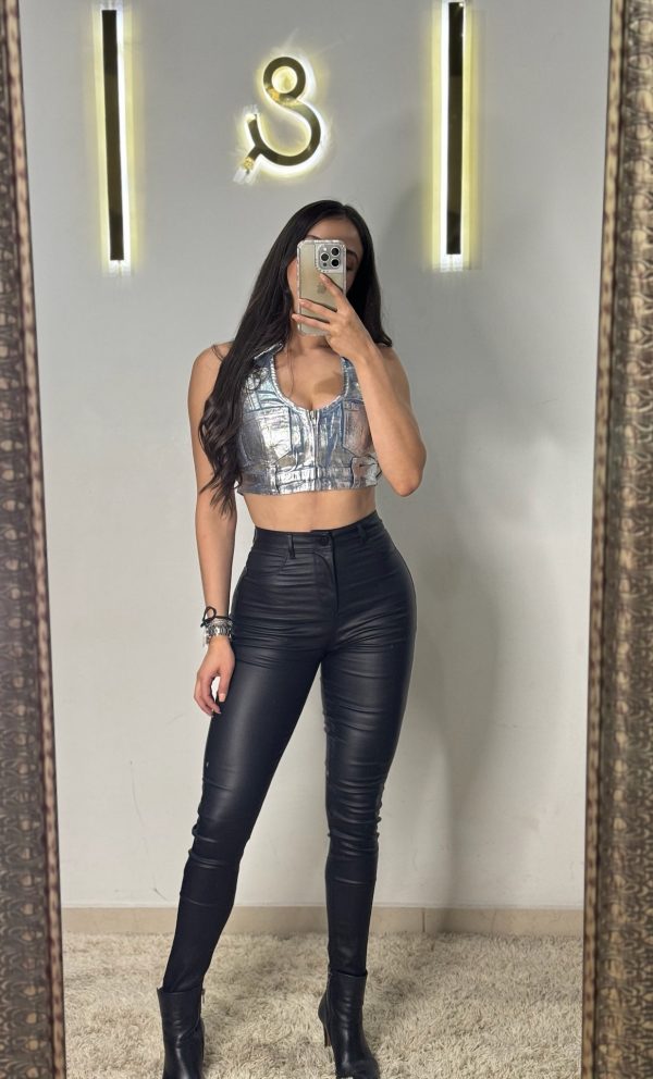 Pantalón de tiro alto negro skinny de vinipiel