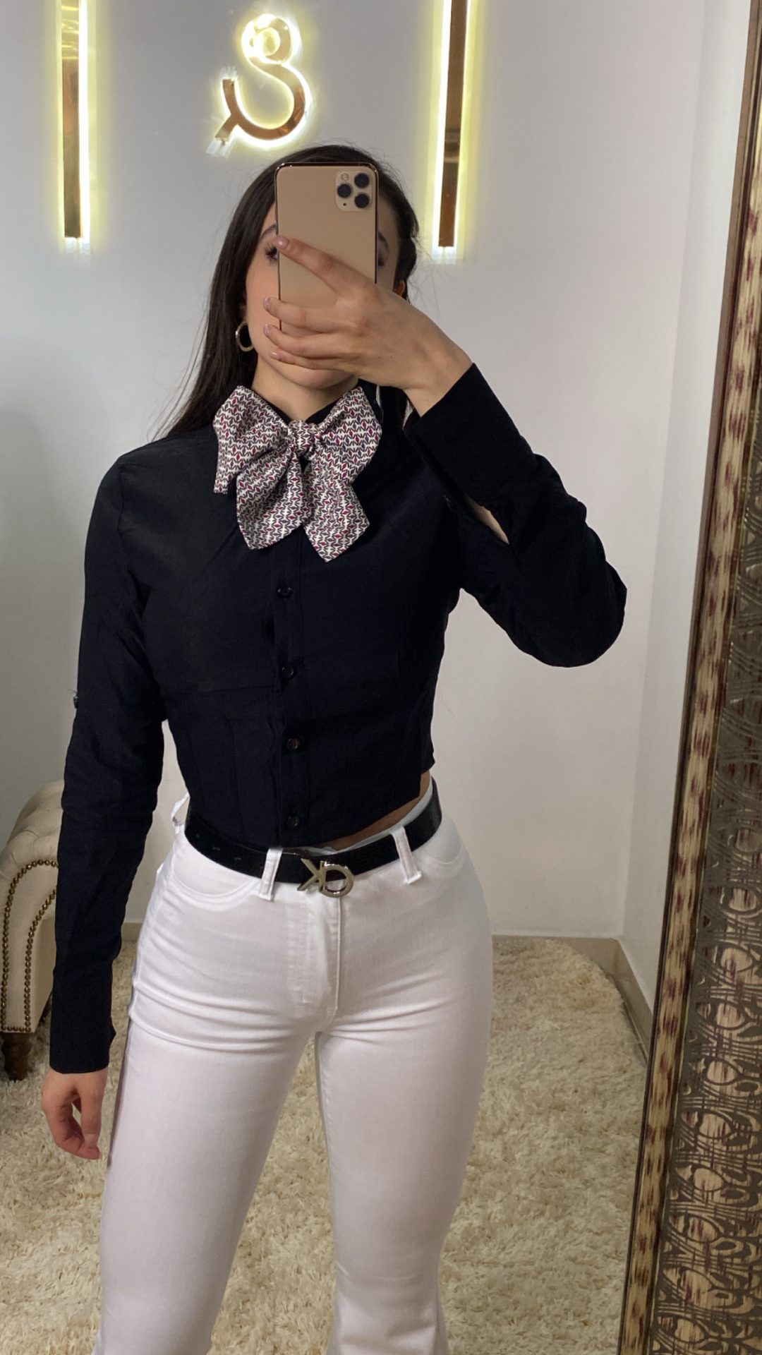 E9E4FB19-F893-482F-857F-7A1DEDB5654F